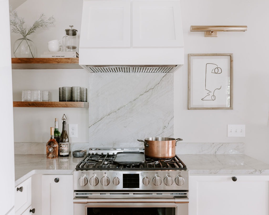 White Quartzite Kitchen