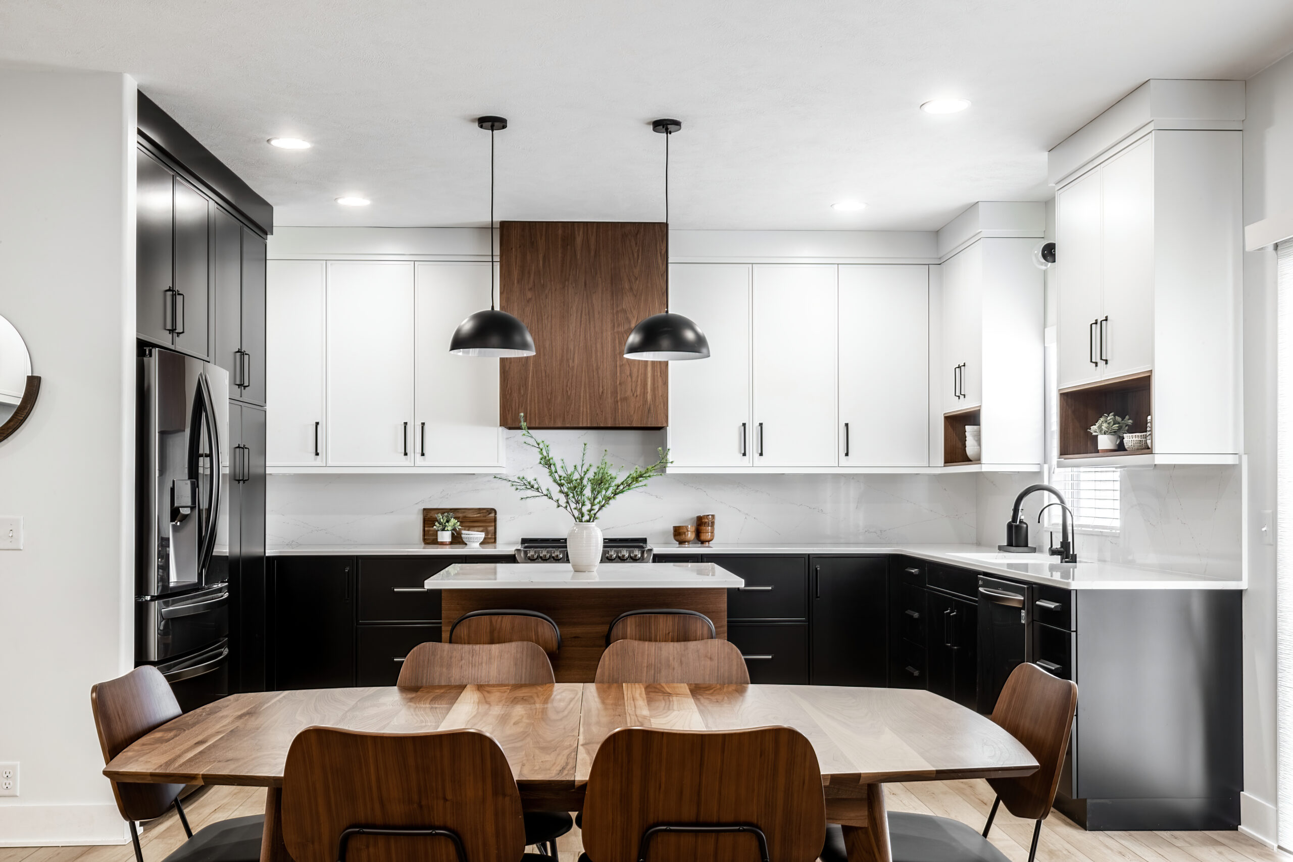 Modern High Contrast Kitchen