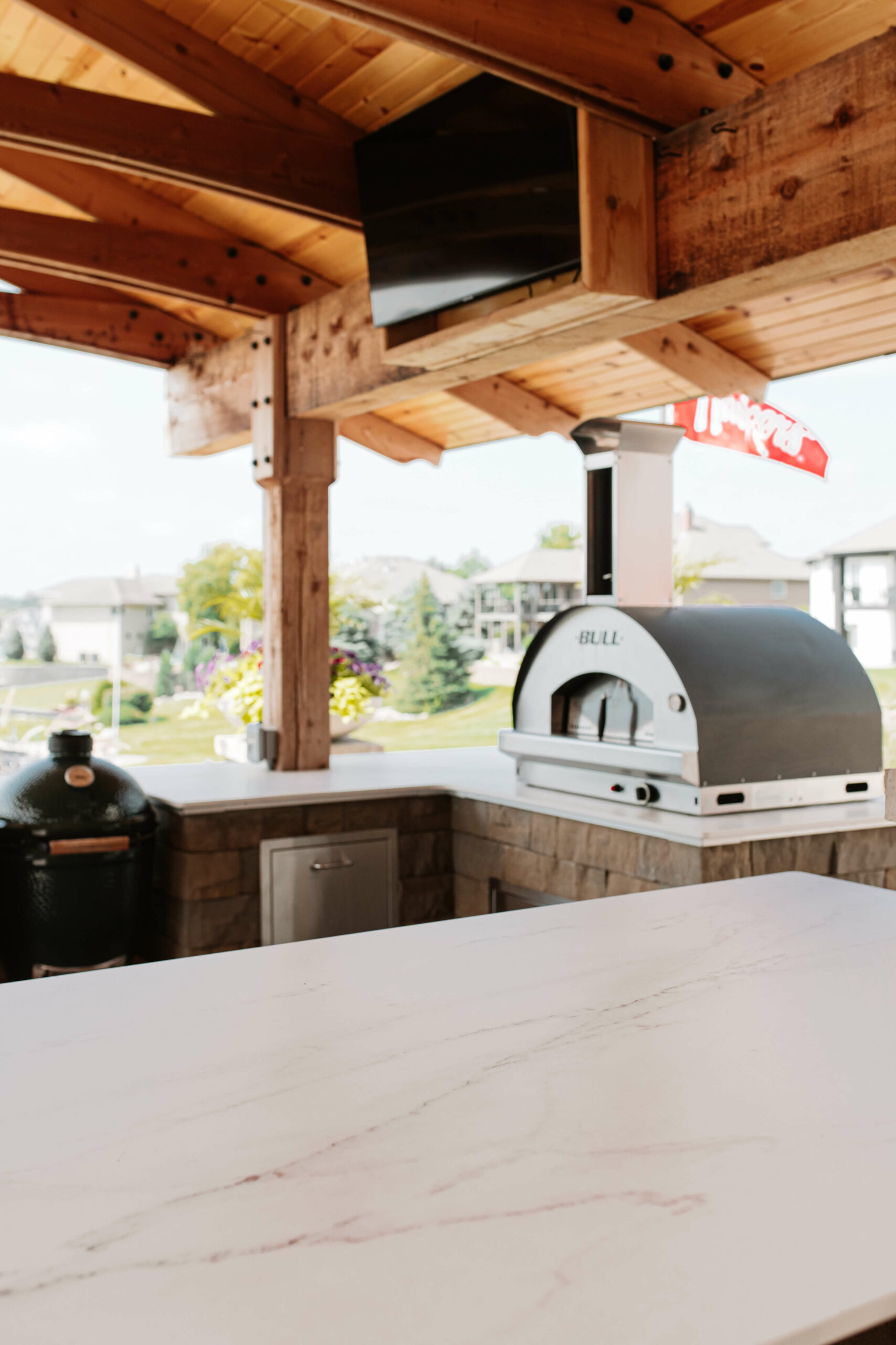 Spectacular Outdoor Kitchen